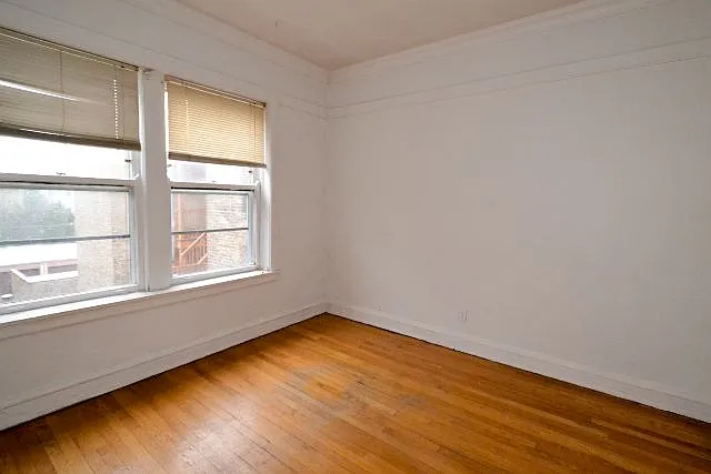 5021 N Winchester Ave #4 — Photo 9