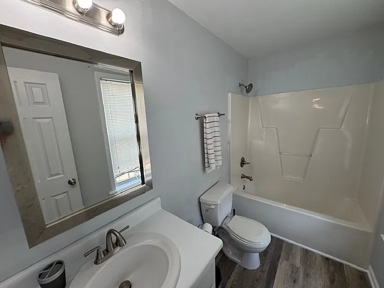 104 Piccadilly Ct — Photo 15