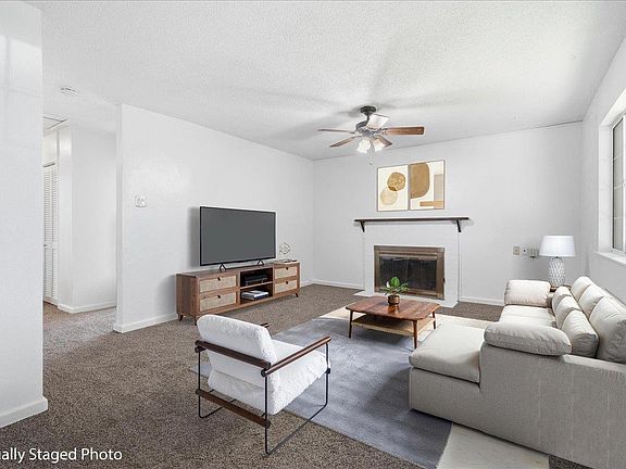 2nd image of 6472 Linn Way
