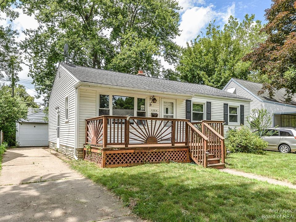 1st image of 1204 Evelyn Ave