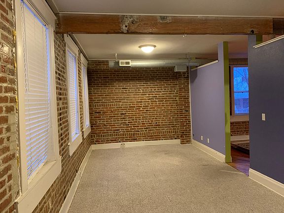 3rd image of 913 E 5th St #2E