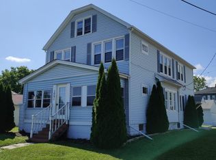 1021 Davis Ave, South Milwaukee, WI 53172