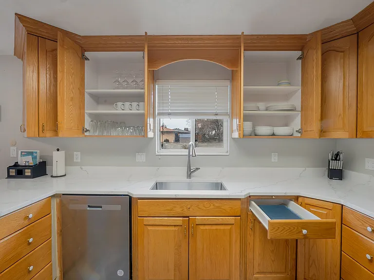 1530 W South Jordan Pkwy — Photo 10