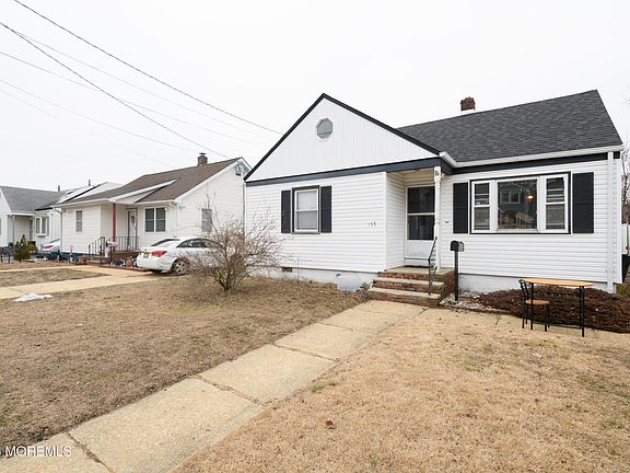 2nd image of 155 Highland Boulevard