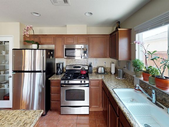 5th image of 13970 Snowbird Ln
