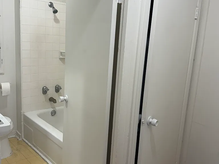 254 Auwaiolimu St #A — Photo 5