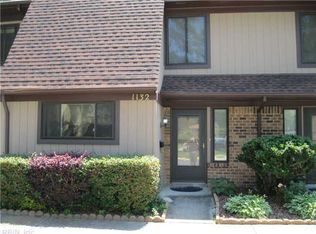 1132 Willow Green Dr, Newport News, VA 23602