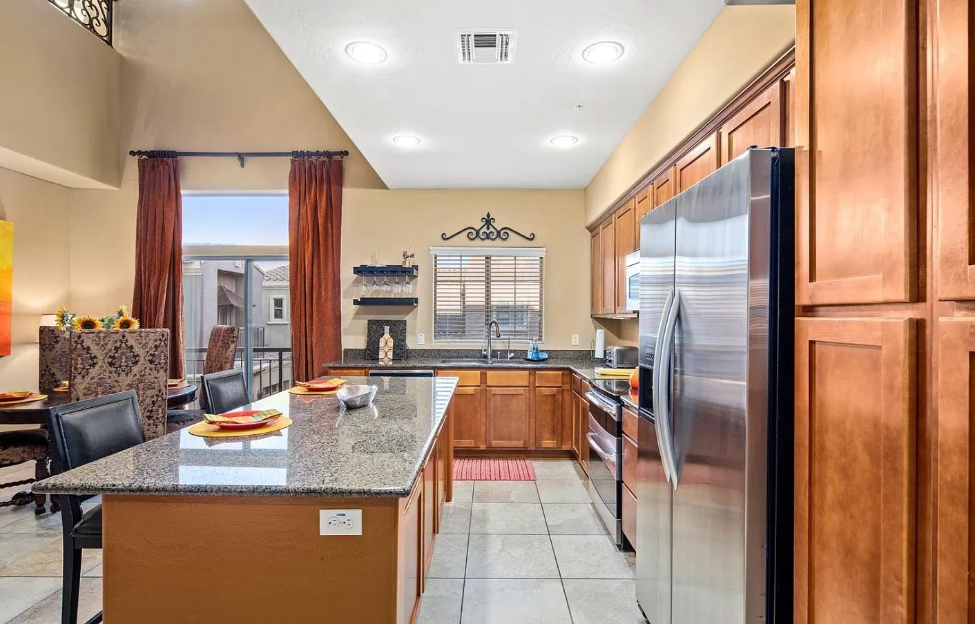 2 bed, 1861 sqft, $2,850 — Photo 1