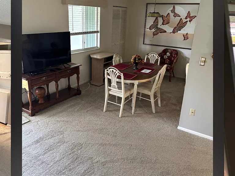 557 Midway Dr #B — Photo 4