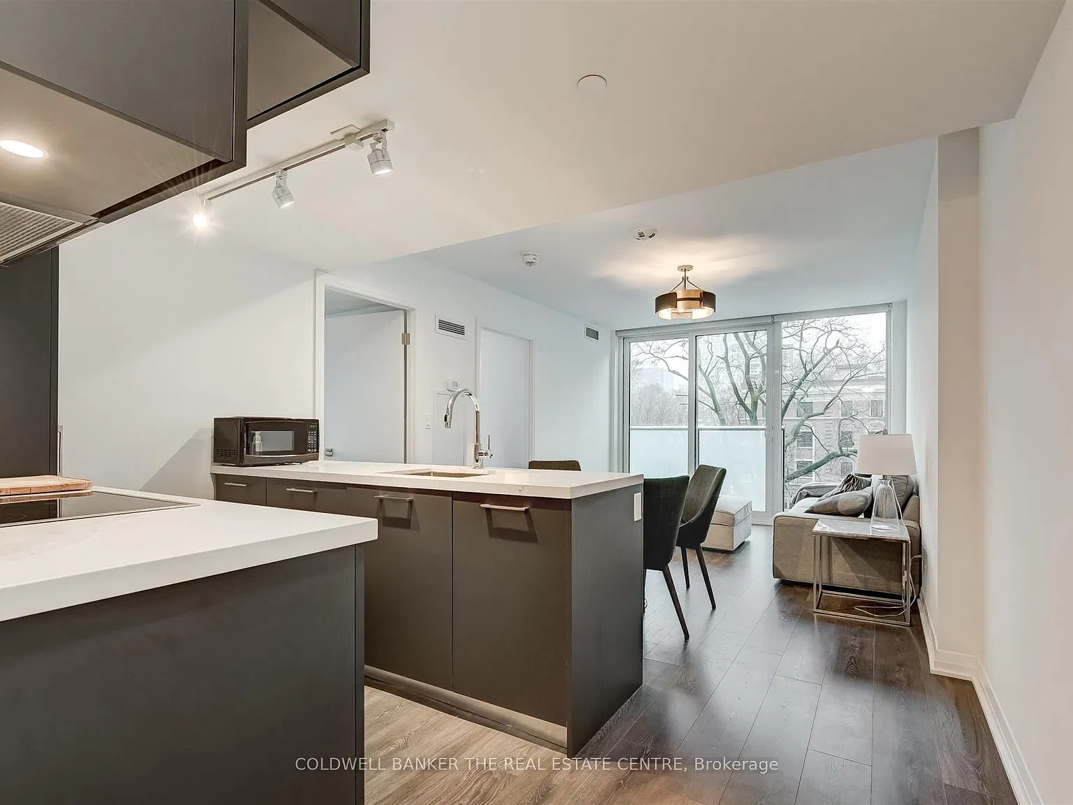 2 bed, $3,075 — Photo 4