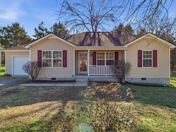 365 Royal Garden Dr, Murfreesboro, TN 37130