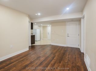 9 Fenchurch Dr #BASEMENT, Brampton, ON L7A4G5