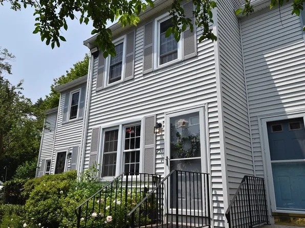 251 Sunderland Rd #251, Worcester, MA 01604