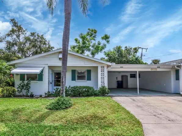 6024 Hibiscus Dr, Bradenton, FL 34207