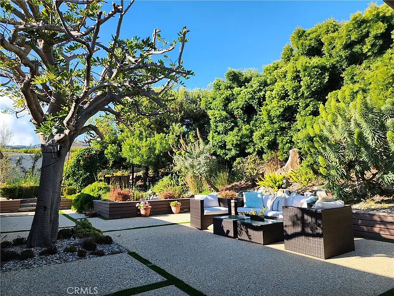 32732 Mediterranean Dr — Photo 15
