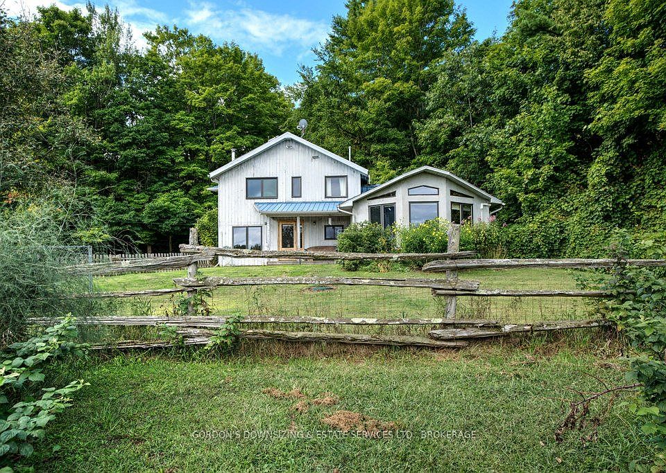 1st image of 1084 Moon Rd