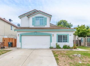 5400 Moonlight Way, Elk Grove, CA 95758