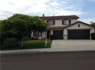 450 Shadow Tree Dr, Oceanside, CA 92058