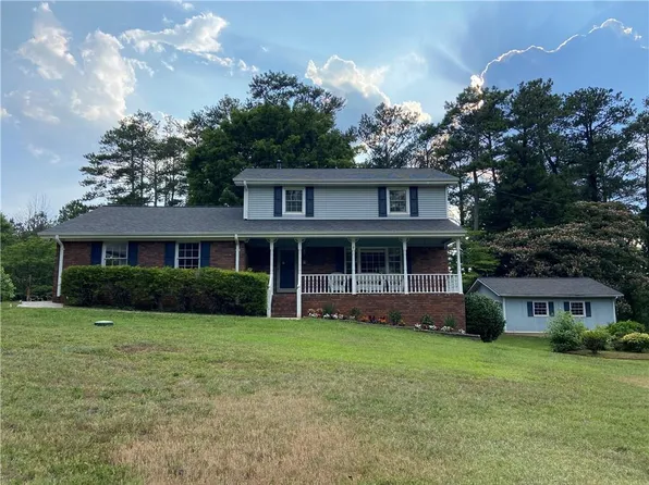 5500 Milton Pl, Austell, GA 30106