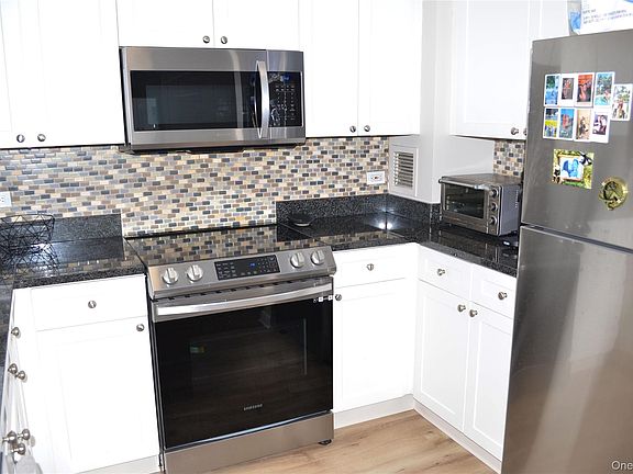 5th image of 300 Mamaroneck Ave APT 722