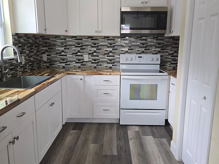 6255 W Jarovi Ct — Photo 4