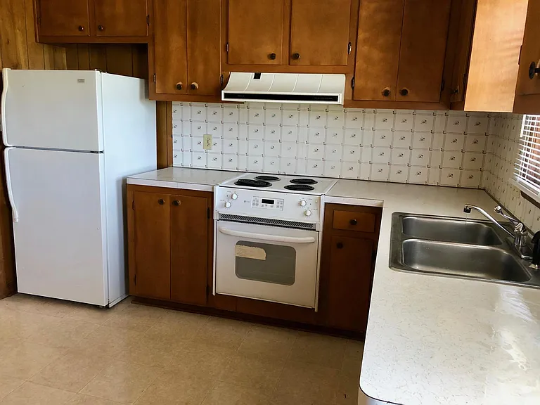 423 S Lincoln St — Photo 5