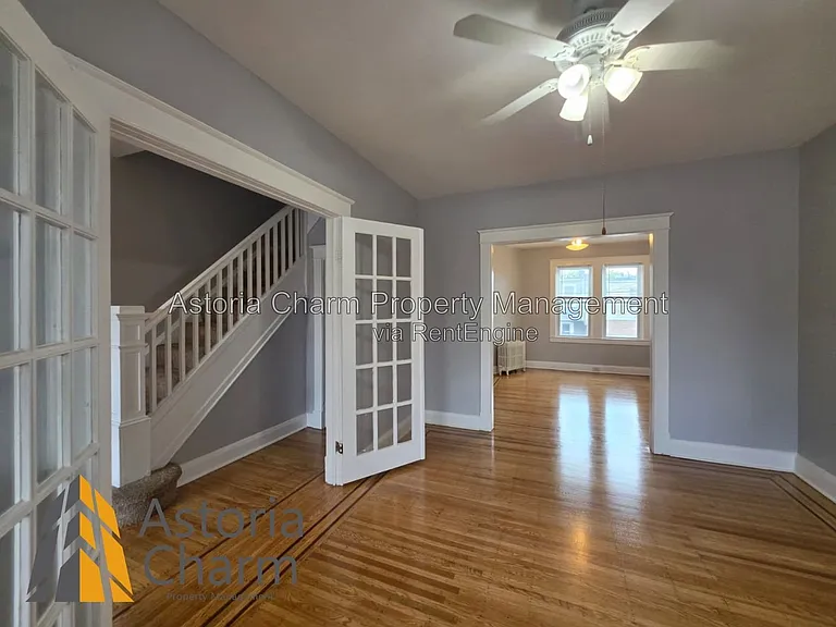 3016 Pelham Ave — Photo 9