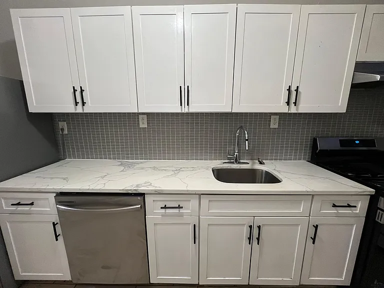 2463 John F Kennedy Blvd #6 — Photo 3