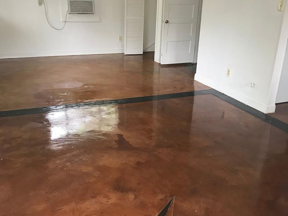1st image of 1903 Anita Dr APT 1