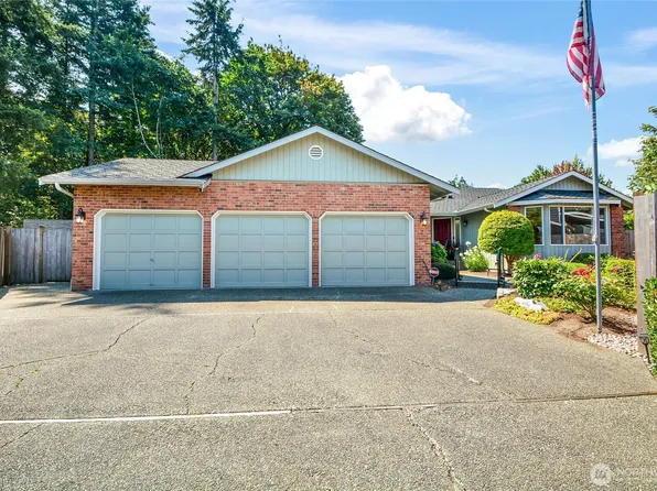 4710 SE 123rd Street, Everett, WA 98208