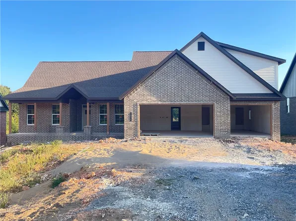 1035 NW Vaughn Rd, Bentonville, AR 72713