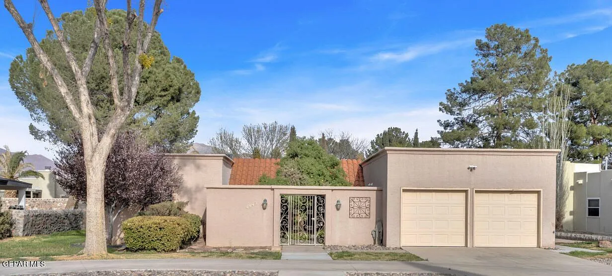 6 bed, 3.0 bath, 3059 sqft, $3,800 — Photo 1