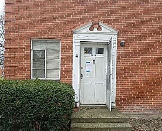 1st image of 450 Kenwood Dr APT F