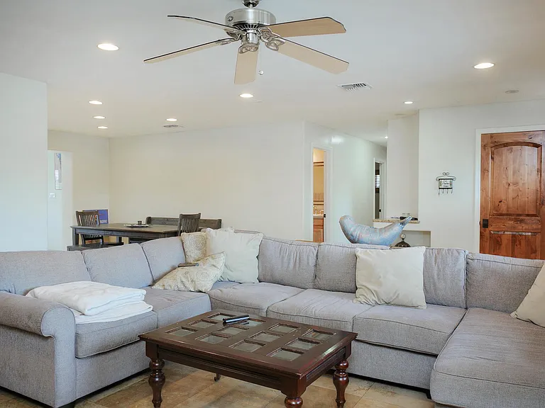 6332 E Earll Dr — Photo 6
