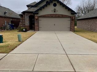 2006 SW Riverstone Rd, Bentonville, AR 72713