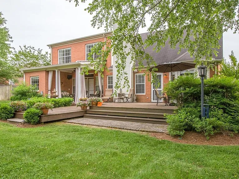 4008 Linden Ct — Photo 25