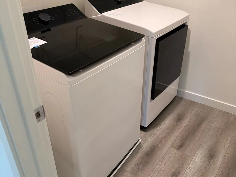 854 Pico Pl — Photo 21