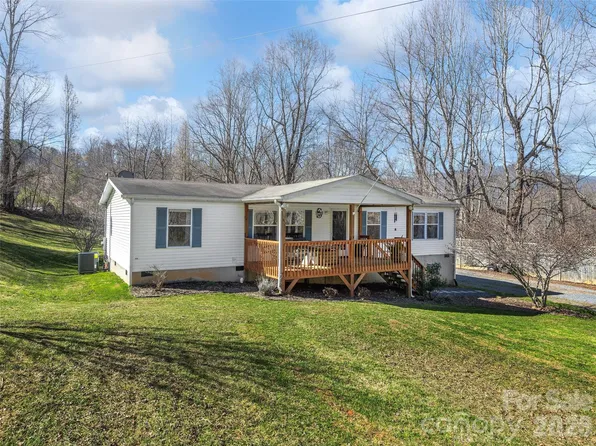 114 Gateway Cv, Canton, NC 28716