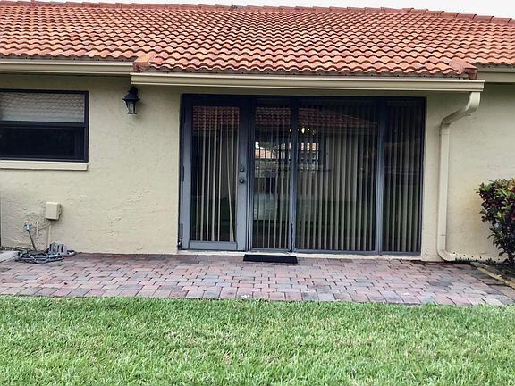 5th image of 9840 Clusia Tree Drive #A
