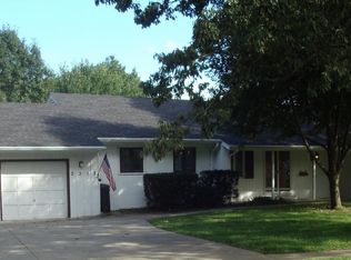 2318 Lovers Ln, Saint Joseph, MO 64505