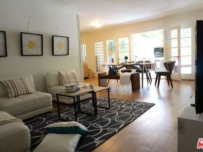 1020 Granville Ave APT 102, Los Angeles, CA, 90049