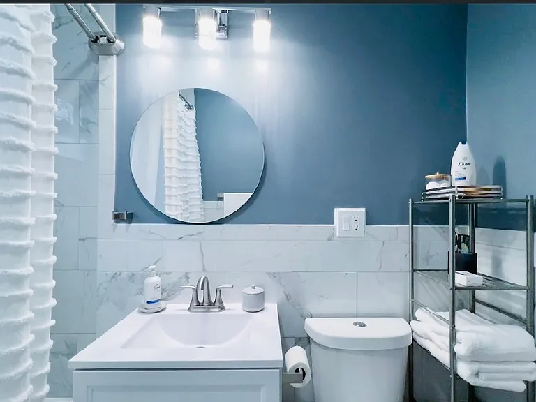 19 Hazelton St #1 — Photo 8