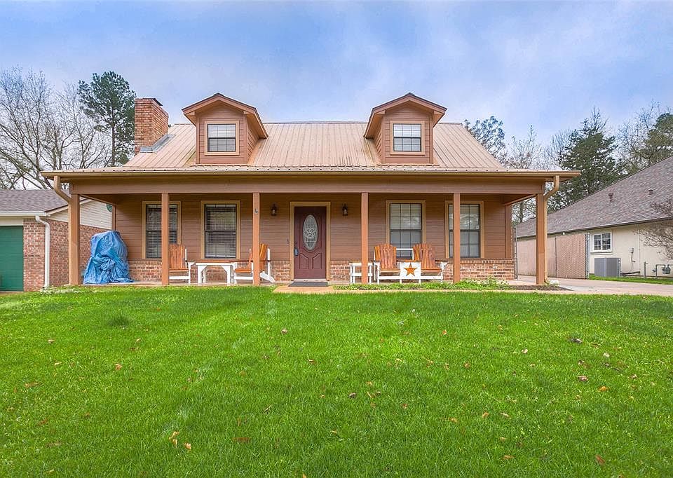 1st image of 2411 Settlers Way
