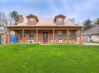 2411 Settlers Way, Huntsville, TX 77320