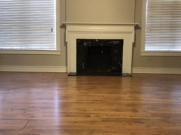 2nd image of 405 Phillips Dr