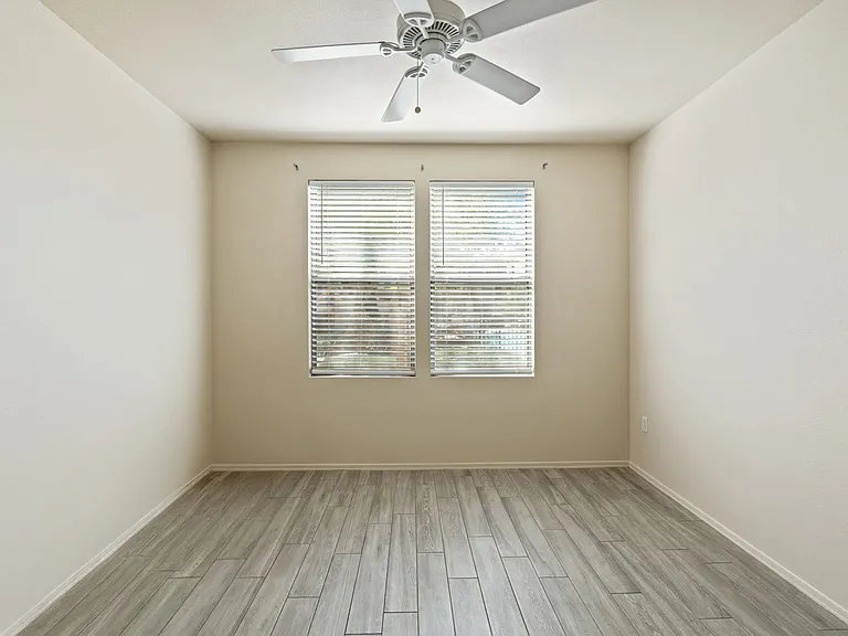 20100 N 78th Pl #1110 — Photo 12