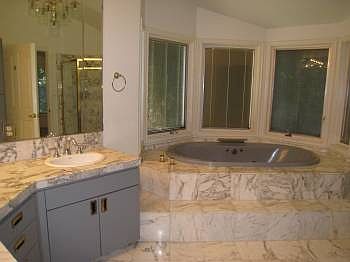 4th image of 5275 Forest Creek Ct