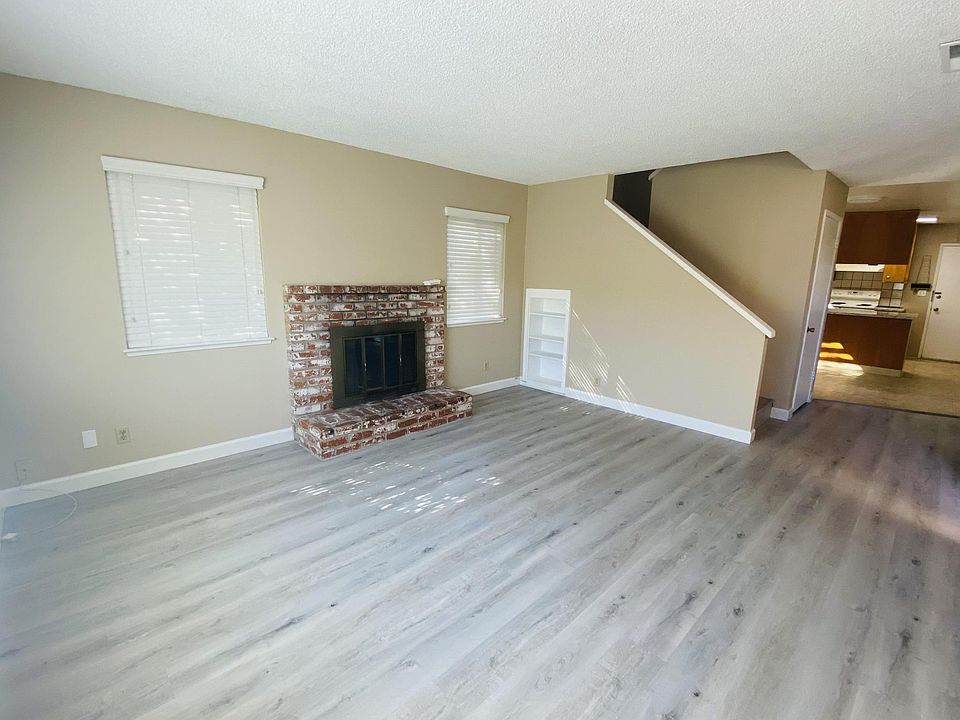 1st image of 152 Belwood Ct #A