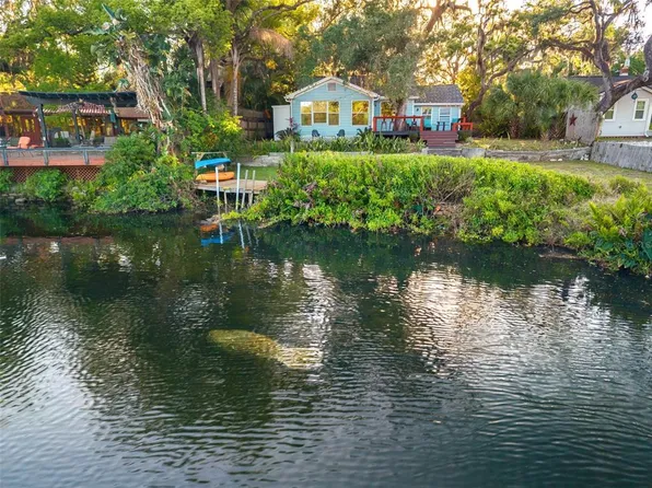 1502 E PARK CIRCLE, TAMPA, FL 33610