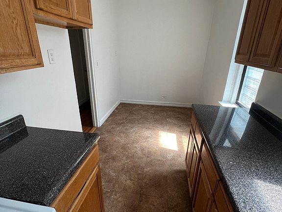 3rd image of 1175 Morris Ave APT 2C
